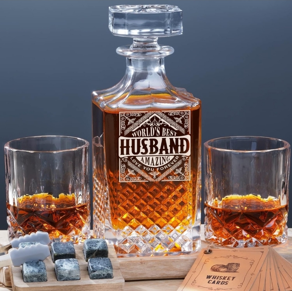 Engraved Crystal Decanter Set - World's Best Husband (Clear)